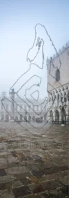 0034 Venezia Piazza San Marco mit Dogenpalast am frühen Morgen